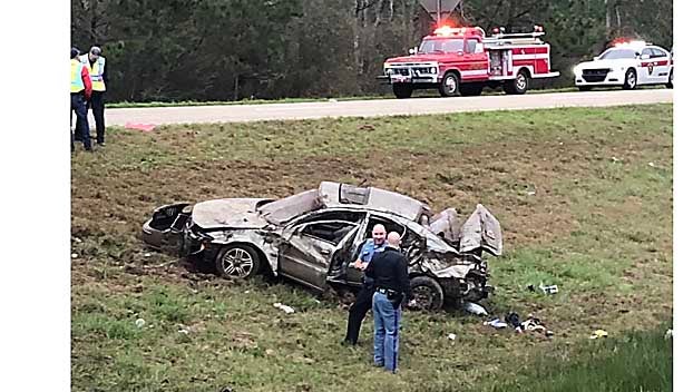 Single-car accident injures nine on Mississippi highway (car was only
