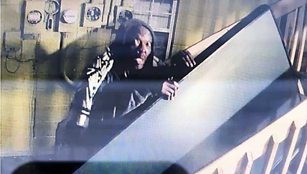 Suspected Thief Seems To Know He Was Caught On Camera Mississippi